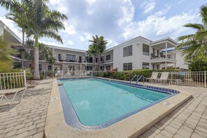 Community Amenities | Outdoor Pool | Single-Story Condo | 1st-Floor Unit