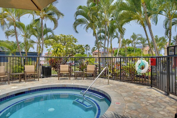 Kailua-Kona Vacation Rental | 1BR | 1BA | 1,101 Sq Ft | Stairs Required