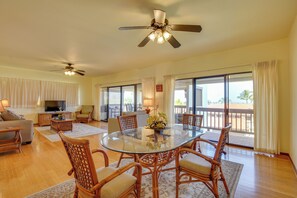 Dining Space | Dishware/Flatware