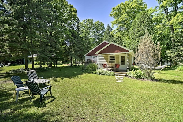 Ephraim Vacation Rental | 2BR | 1BA | 816 Sq Ft | 2 Steps Required