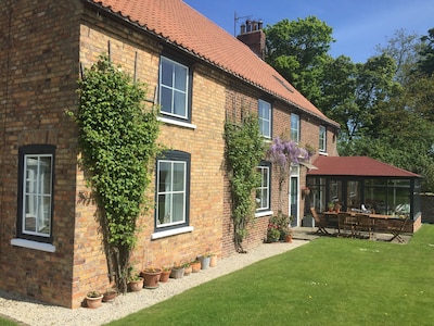 Dale Farm Holidays in the in the stunning Yorkshire Wolds near Filey Bay