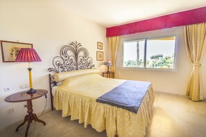 Golf and tranquility on the Costa del Sol | Cubo's Holiday Homes