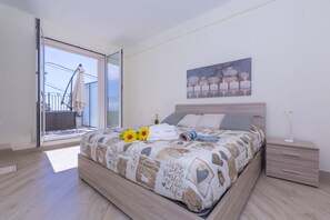 Second bedroom with outside terrace