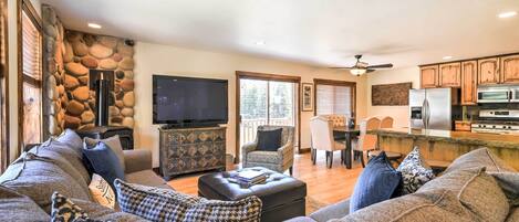 Bear Creek Vacation Rental | 3BR | 4BA | 2,132 Sq Ft | 3 Stories