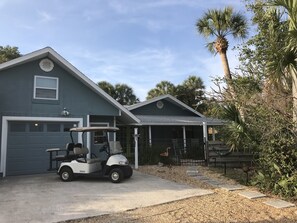 Casa Laguna
This picture doesn't do the home justice!
402 71st St. Holmes Beach