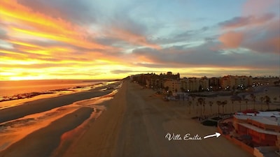 Lujosa casa frente a la playa INCREÍBLES VISTAS Capacidad 12, 3Br / 3Ba Amplio y elegante