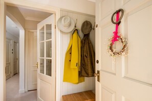 The Laurels - the entrance porch