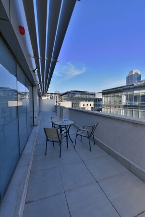 Terassi/patio