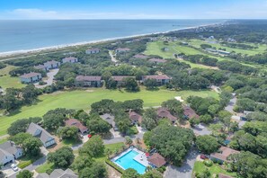 Caswell Dunes Condo / Overlooking the Ocean / Golf Course View