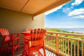 Covered Porch / View