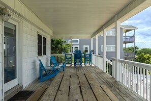 Covered Porch - North