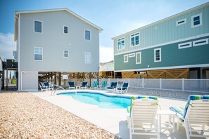 Exterior - Back / Pool