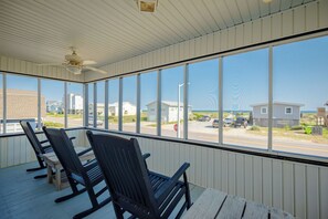 Screened Porch