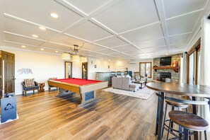 Basement | Wet Bar | Pool Table