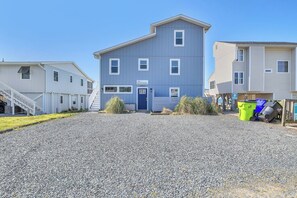 Exterior - Streetside