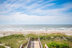 Walkway / Beach Access