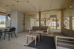 Screened Patio - Ground Level