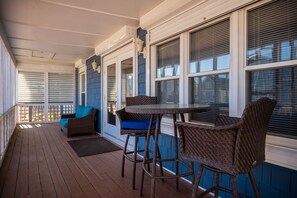 Screened Porch