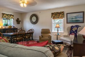 Living Area - Southeast