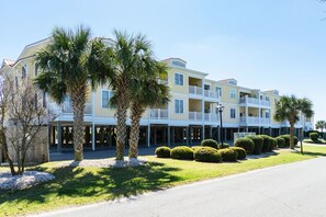 Yaupon Dunes Condominiums