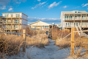 Exterior - Oceanfront / Beach Access