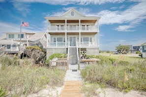 Exterior - Oceanfront / Beach Access