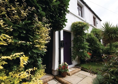 Sophies Retreat: Cottage - Whirlpool & Holzofen - Oxton Village, Wirral