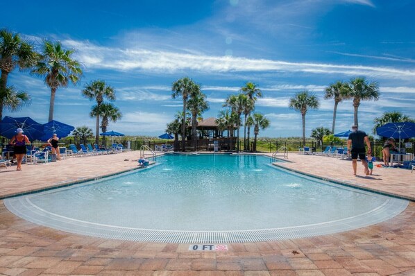 Oceanside pool