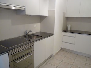 Cabinetry, Countertop, Kitchen Sink, Building, Sink, Tap, Kitchen, Kitchen Stove, Kitchen Appliance, Interior Design