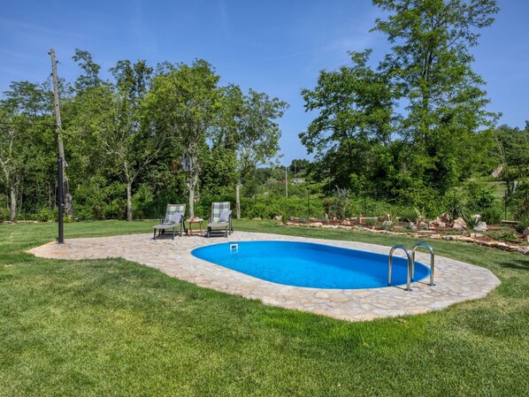 Propiedad, Piscina, Hierba, Paisaje Natural, Inmuebles, Bienes Raíces, Árbol, Casa, El Terreno Del Lote, Ocio