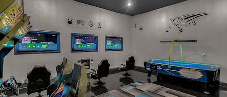 Play all day in this fun games room