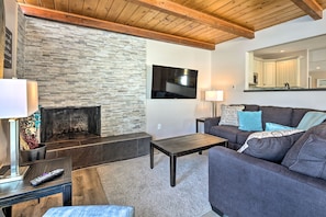 Living Room | Single-Story Home | Wood-Burning Fireplace | Free WiFi