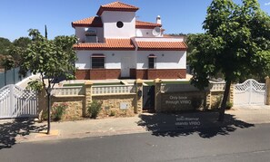 Front of Villa - only available to book through VRBO