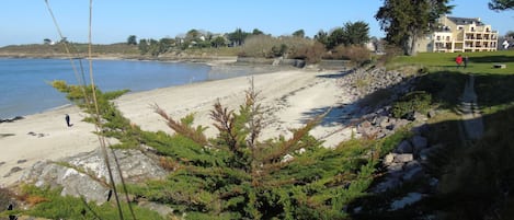 la résidence du cottage de la mer surplombant la plage des haas