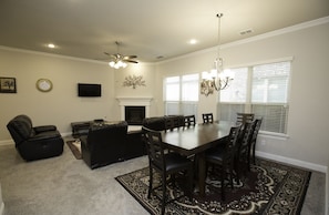 Living & Dining area 