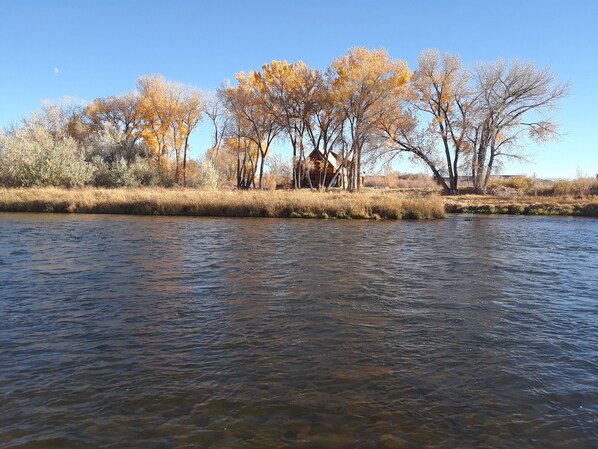 Property spans bank to bank...full access to wading!