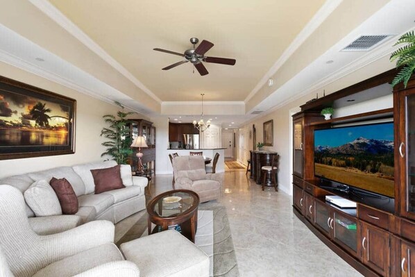 Spacious living room
