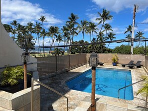Solar heated pool for Island Surf guest only- 2 BBQs with seating.
