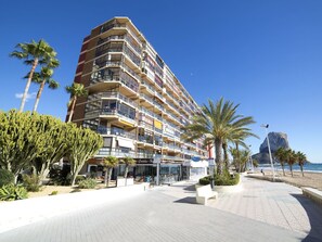 Property, Architecture, Building, Condominium, Mixed-Use, Real Estate, Vacation, Apartment, Hotel, Palm Tree