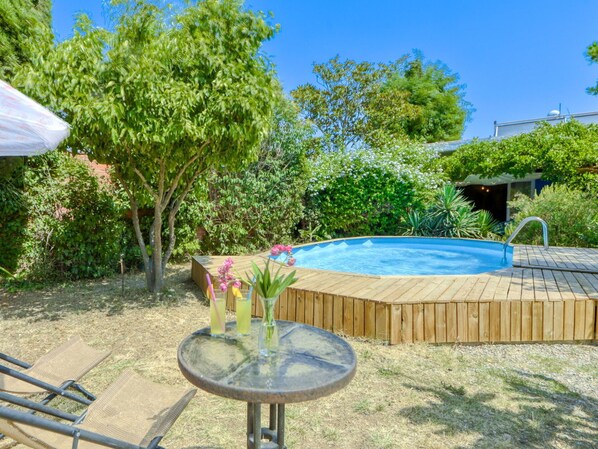 Plante, Propriété, Communauté Des Plantes, Meubles, Table, Ciel, Botanique, La Nature, Bleu Azur, Mobilier De Jardin