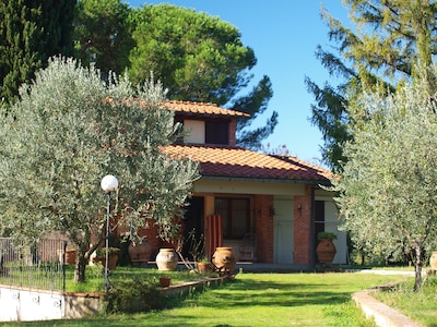 Villa Andrei, a relaxing bath in the Tuscan countryside
