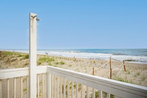 Outside Shower / Porch