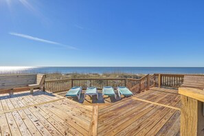 Dune Top Deck / View