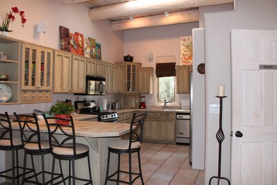 Casa De La Luz 2 Bedroom Charming Santa Fe Style Home 1 8 Mile Walk To Plaza Santa Fe