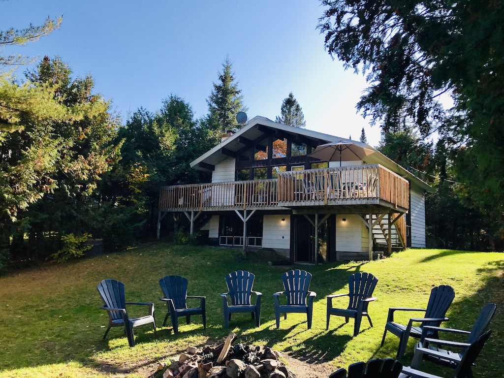 Cape Cod 5 Bedroom Lakefront Cottage Chalet Cape Cod Bord Du Lac 5ch A Coucher Petit Lac Long