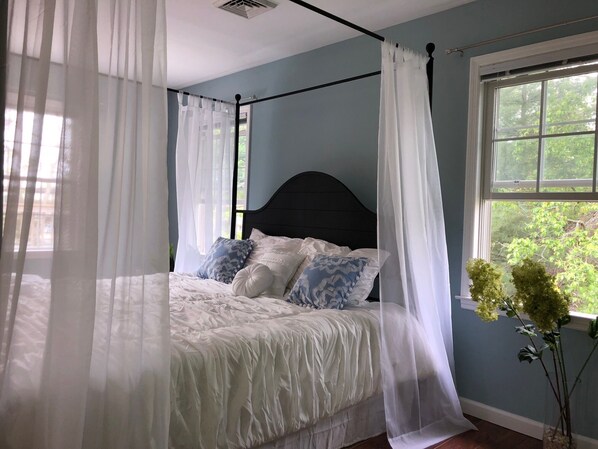Master Bedroom with Canopy Bed.