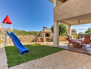 Property, Real Estate, House, Building, Grass, Estate, Azure, Room, Home, Backyard