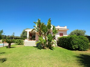 Plante, Ciel, Bâtiment, Arbre, Lot Terre, Paysage Naturel, Végétation, Herbe, Zone Résidentielle, Paysage