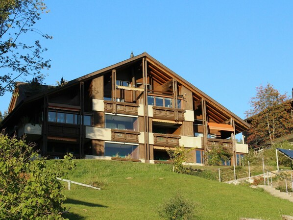 Plante, Ciel, Propriété, Bâtiment, Bois, Arbre, Maison, Fenêtre, Lot Terre, Siding