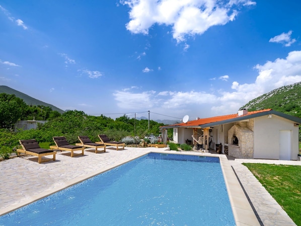 Piscine, Propriété, Maison, Immobilier, Biens, Bùtiment, Domicile, Recours, Villa, Zone Résidentielle